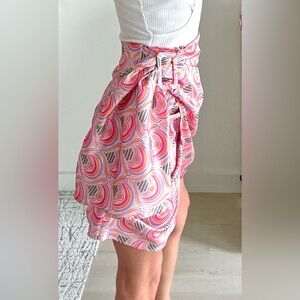 NWT - HAVE ONE - Pink
Patterned Wrap Women's Skirt